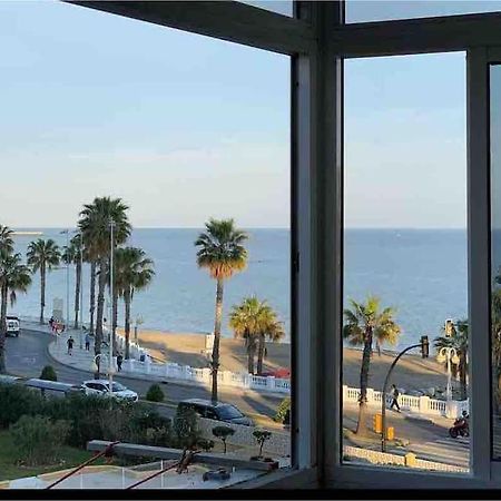 Apartment First Line Of The Sea Benalmadena Exterior photo