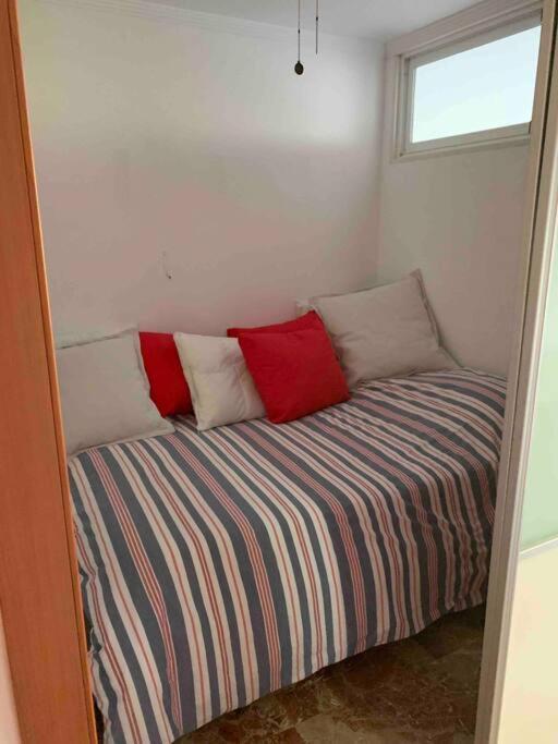 Apartment First Line Of The Sea Benalmadena Exterior photo